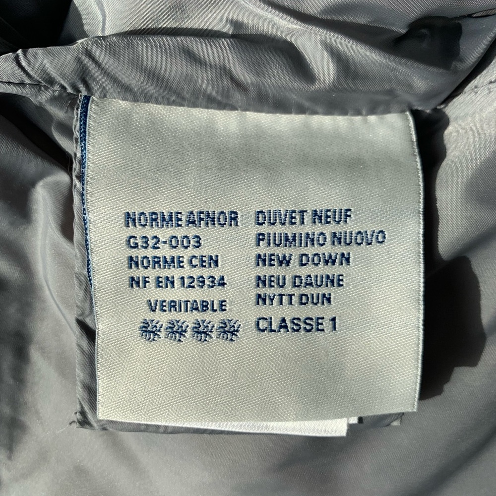 Moncler kids size 12 down Gray Coat - Picture 7 of 13